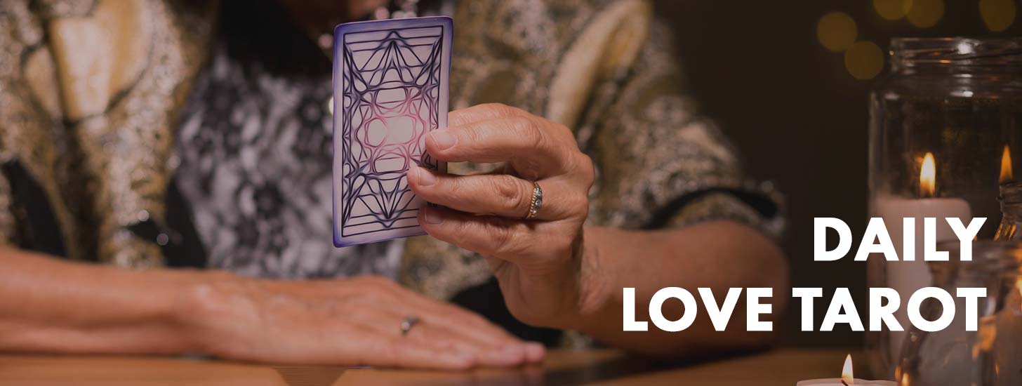 Daily Love Tarot