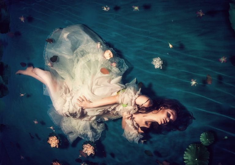 halloween-horoscope-2026-ghosts-from-your-past
