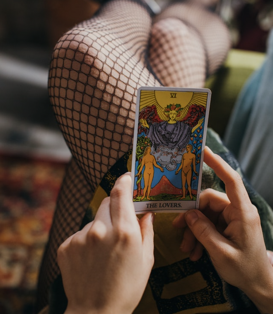 Your Weekly Tarotscope for January 10-16, 2022: New Plans on the Horizon!